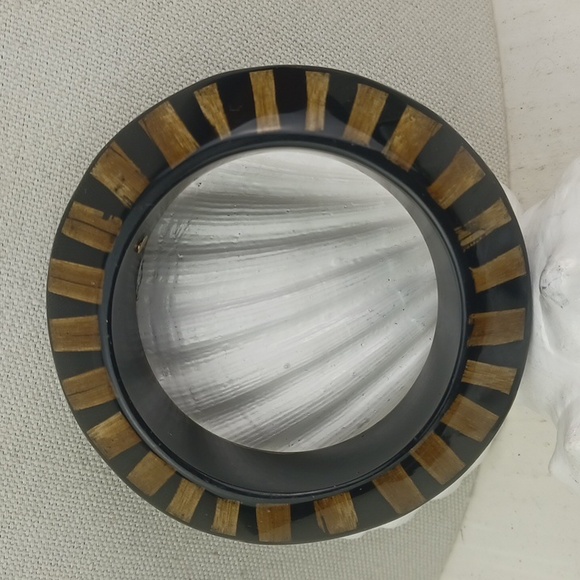 KJL Art Deco Black & Tan Bicone Knife Edge Lucite Bamboo Stamped Bangle Bracelet - Picture 8 of 11